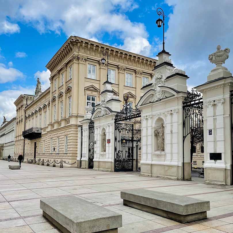 The University of Warsaw (the Republic of Poland) invites you to study ...